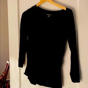 Liz Lange maternity black long sleeve tee M